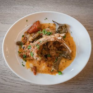 Agnello in umido con carciofi