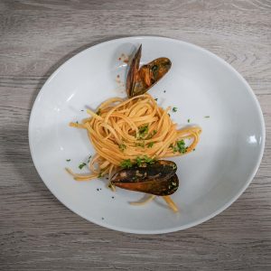 Bavette con le cozze e bottarga