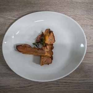 Pancia di vitella al forno con erbe aromatiche